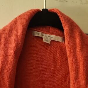 GAP Vibrant Pink Knitwear